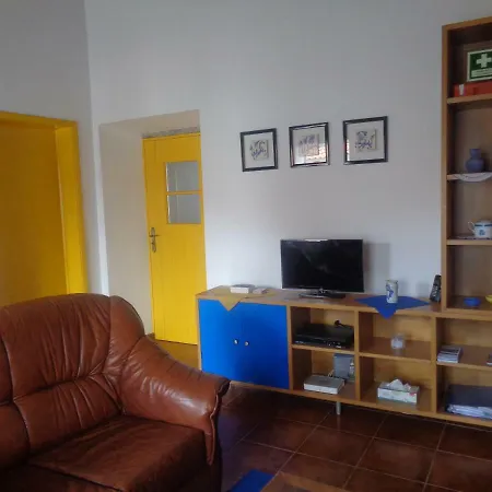Casa Poco Azul Feriehus Achadinha